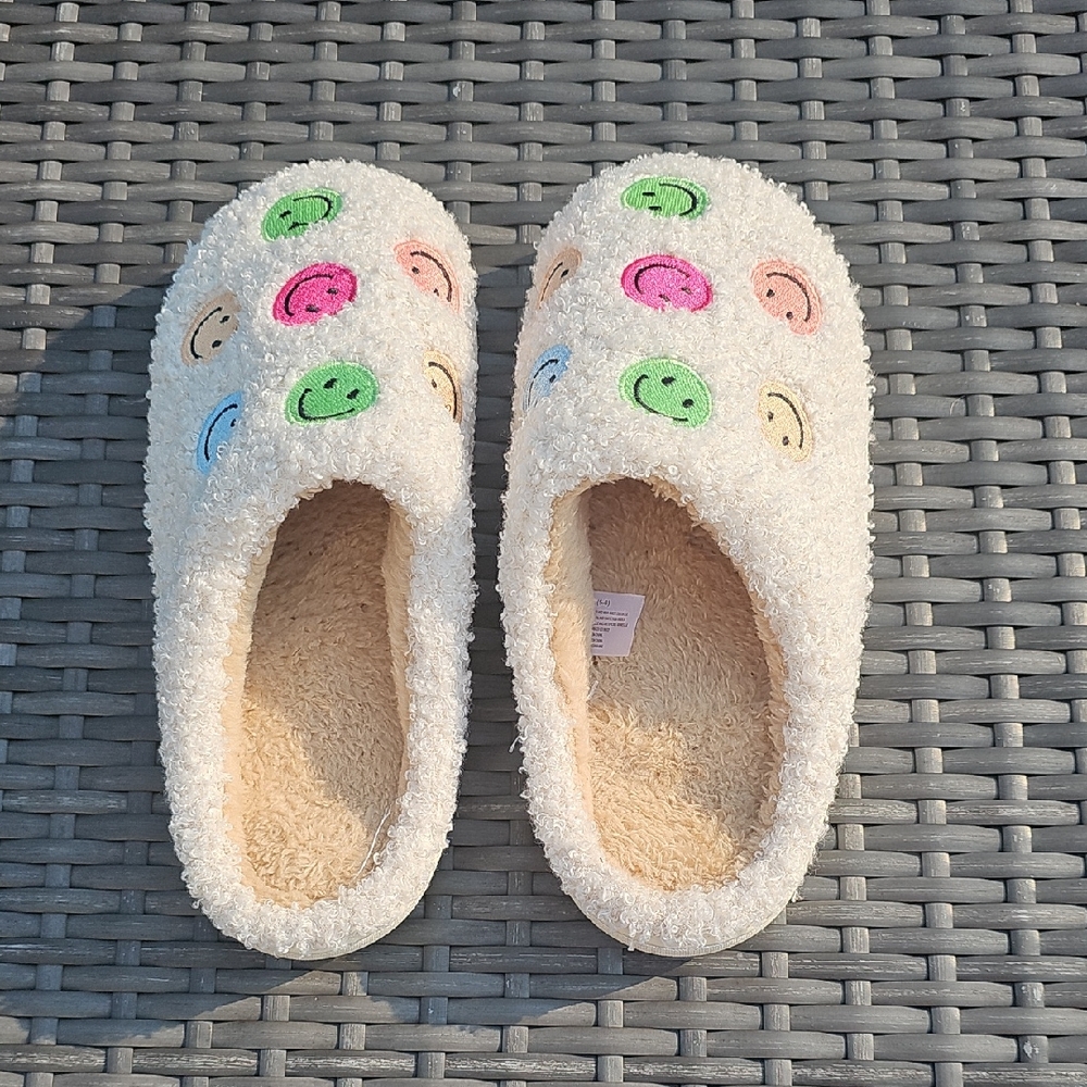 Cozy Kids Slippers with Colorful Smiley Faces
